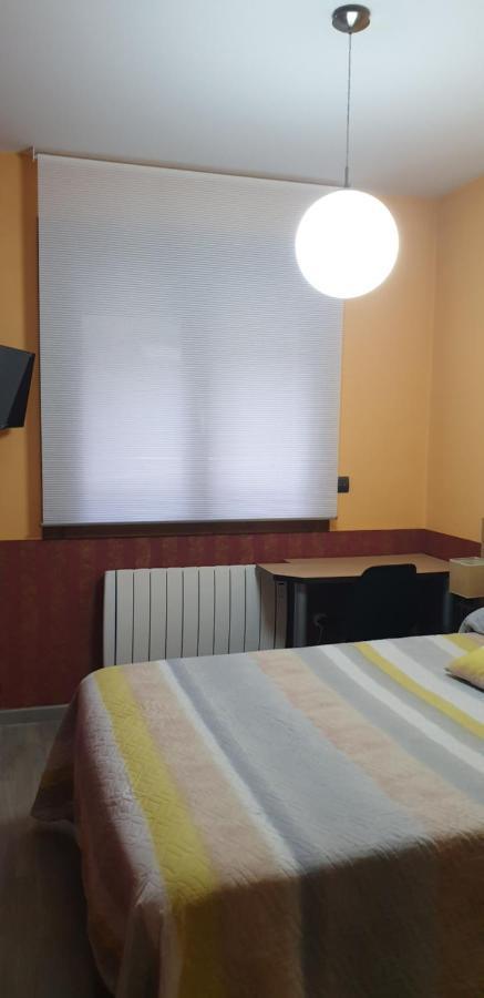 Apartamentos Turisticos "El Jardin" Teruel Buitenkant foto