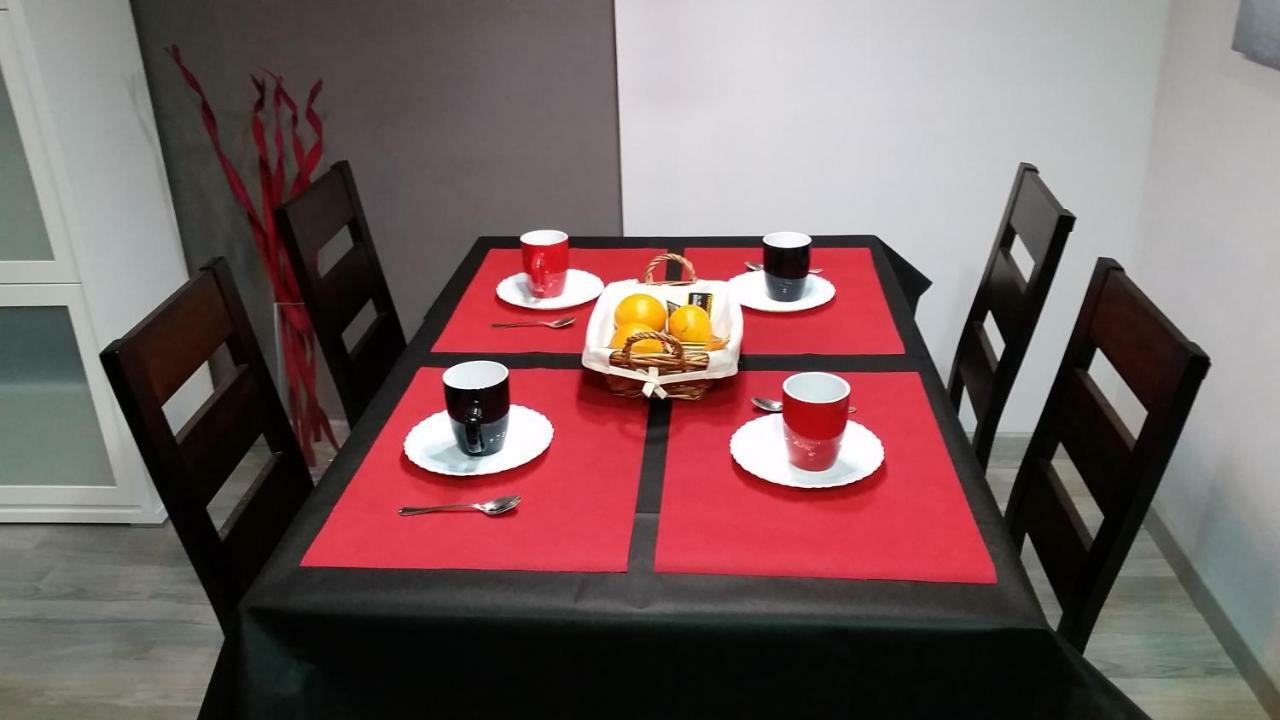 Apartamentos Turisticos "El Jardin" Teruel Buitenkant foto