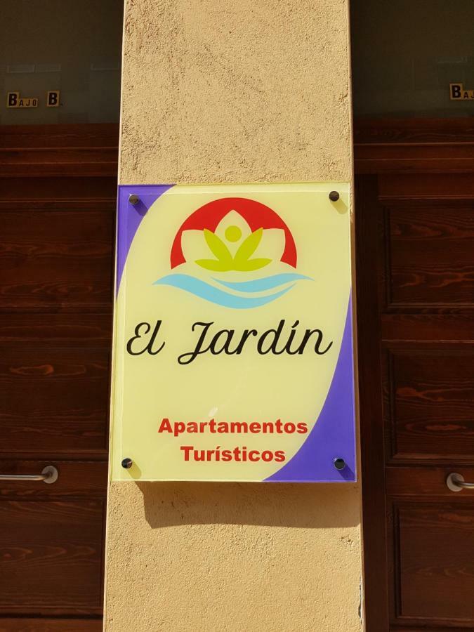 Apartamentos Turisticos "El Jardin" Teruel Buitenkant foto
